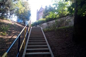 nowe schody w jarach